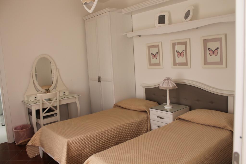 B&B Home Sweet Home Rosolini Phòng bức ảnh